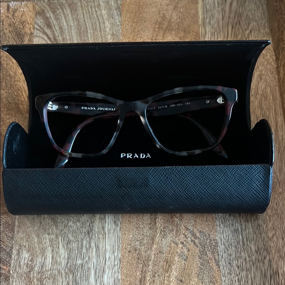 Prada Tortoiseshell Frame - Picture 3 of 7
